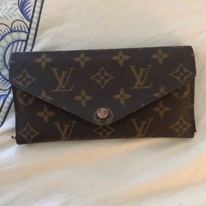 LV Neverfull Wallet